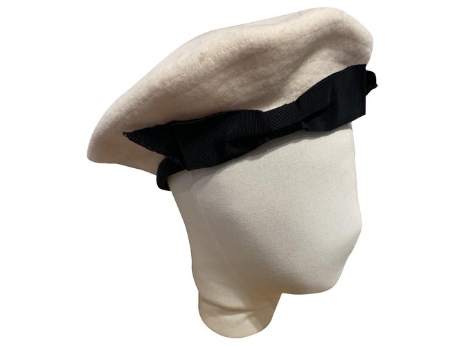 Chanel Hats Black Beige Wool Satin  ref.266280