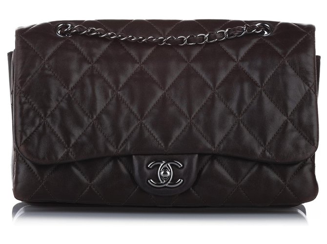 Bolso de solapa con solapa Chanel Jumbo Classic de piel de cordero marrón Castaño Marrón oscuro Cuero  ref.266788
