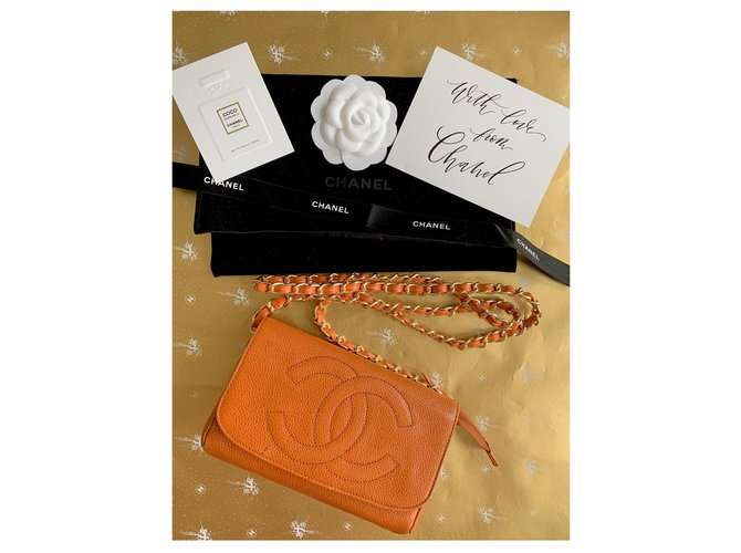 Chanel Pochette Arancione Pelle  ref.266965