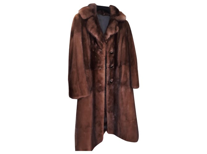 Autre Marque Coats, Outerwear Dark brown Fur  ref.267249