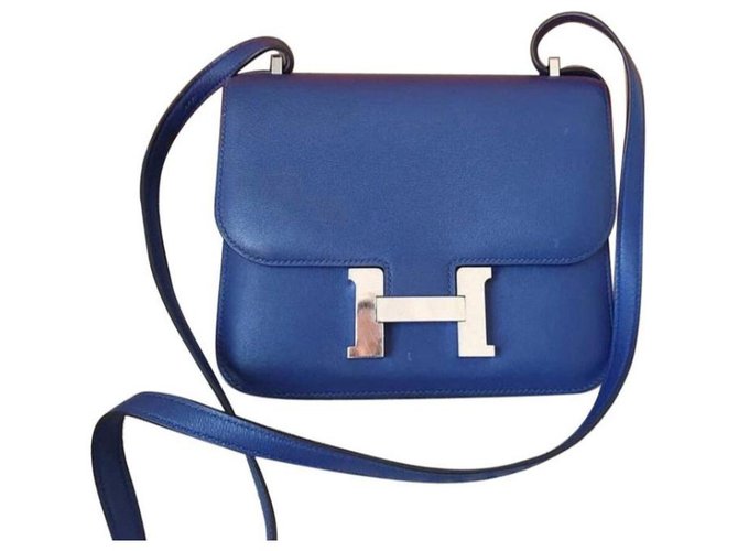 Bolsa de couro Hermès Constance Azul  ref.267794