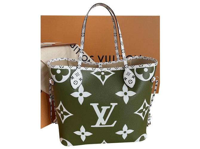 Louis Vuitton Neverfull Giant Monogram Khaki/Cream WITH POUCH Cloth  ref.267897 - Joli Closet