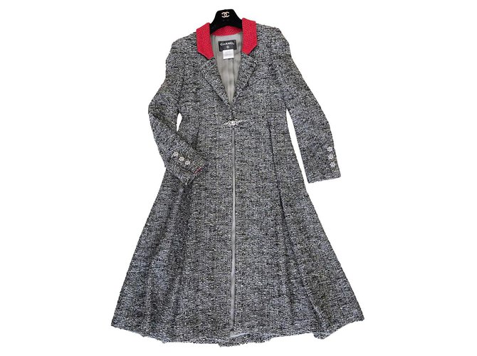Chanel 9K$ Paris/Salzburg tweed coat Multiple colors  ref.268097
