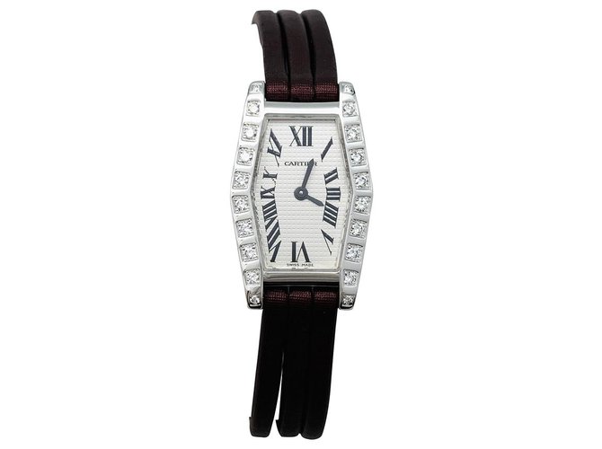 Relógio Cartier "Lanière" em ouro branco e diamantes, pulseira de couro.  ref.268703