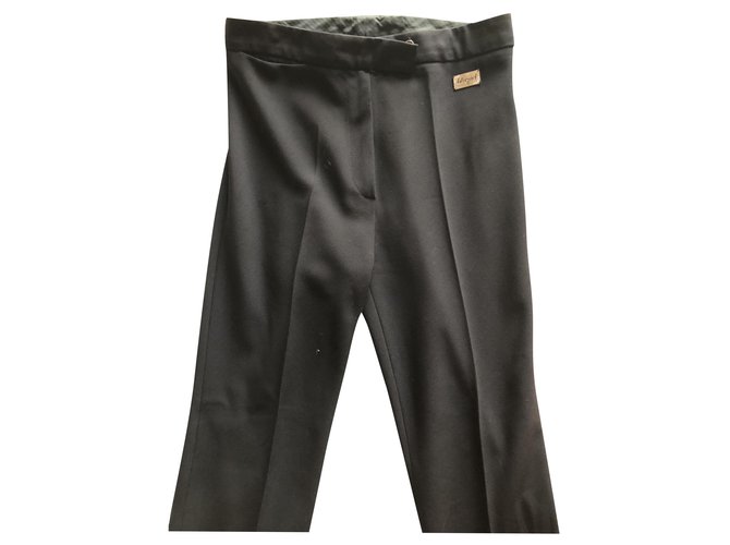 Blumarine Un pantalon, leggings Laine Noir  ref.268880