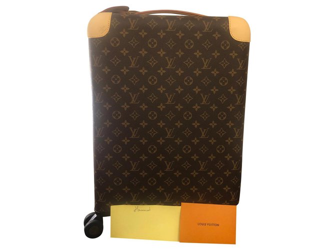 Cité Louis Vuitton - Brown monogram Horizon 55 Caramel Cloth ref.268893 -  Joli Closet