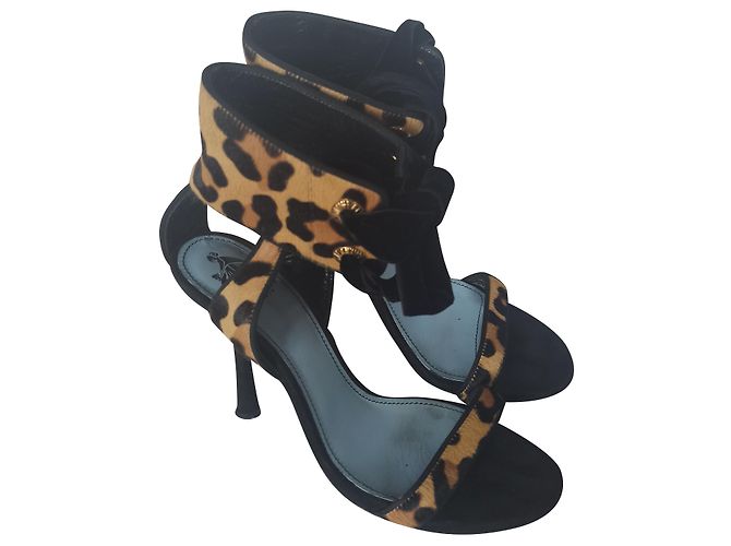 Sandali Lanvin in pelle leopardata con lacci in velluto