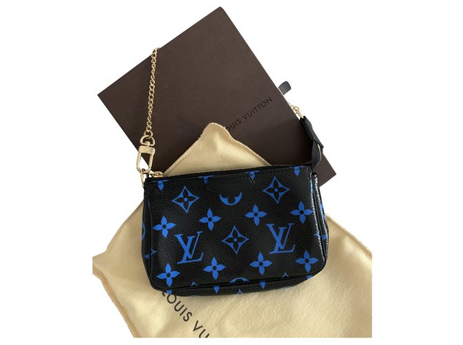 Louis Vuitton Clutch bags Black Cloth  ref.269255