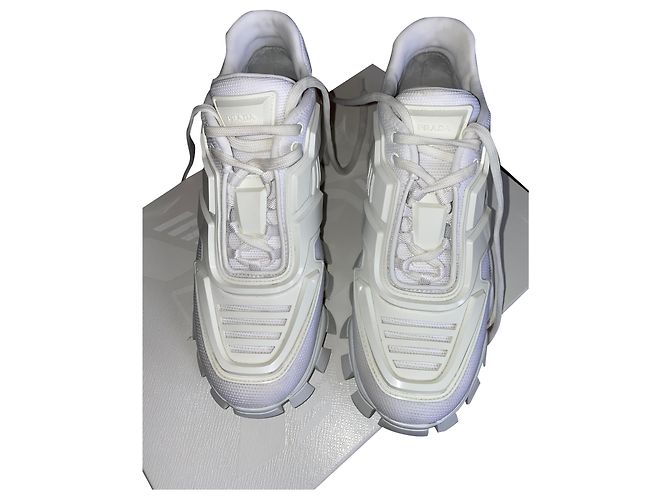 Prada Basket Sneaker Weiß Leder