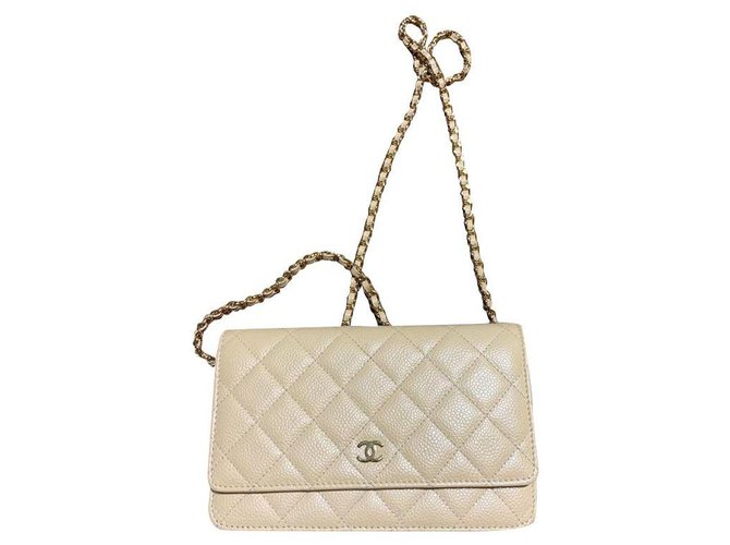 Wallet On Chain Chanel Handbags Beige Leather  ref.269459