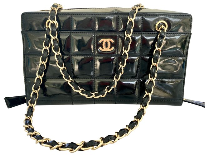 Timeless Chanel Tasche Schwarz Lackleder  ref.269593