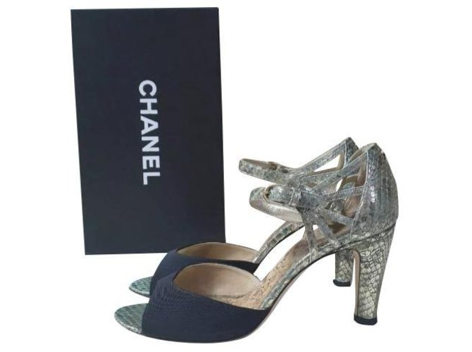 Chanel Python Leder Absatz Sandalen Größe 38,5 Mehrfarben Exotisches Leder  ref.269820