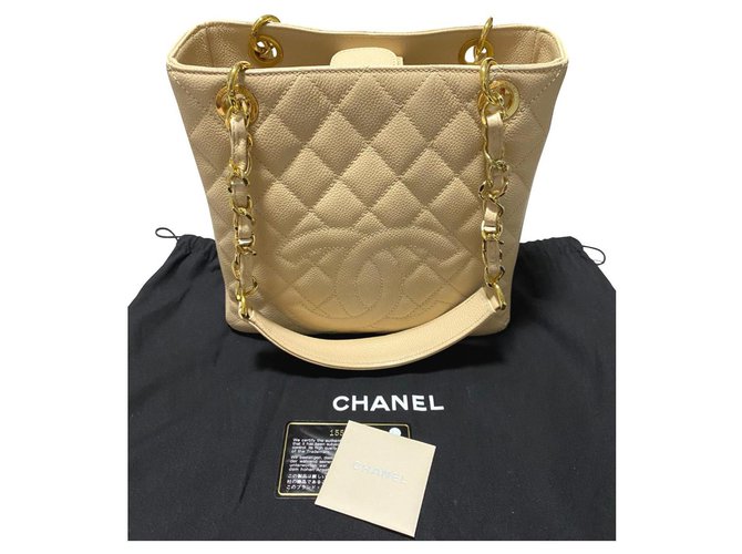 Timeless Chanel PST Petite shopping Tote bag Beige Leather ref.270206 -  Joli Closet
