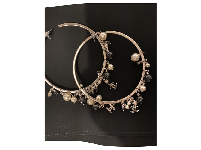 Chanel Earrings Pearl  ref.270259