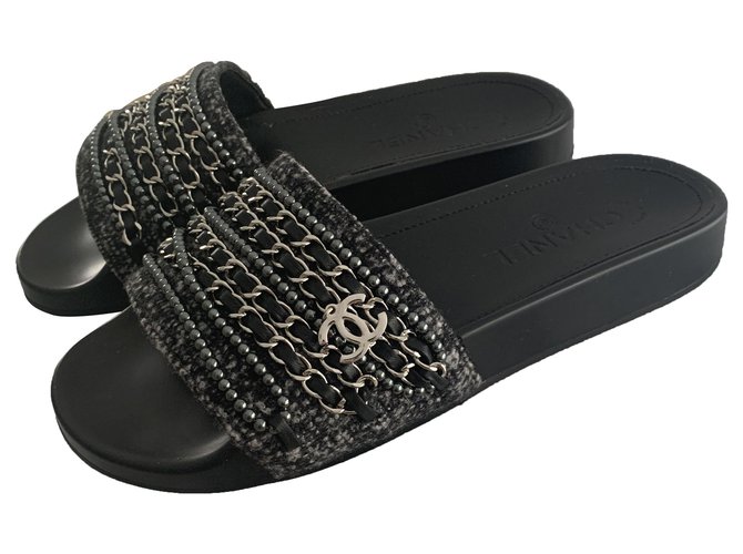 Chanel sandals mules Dark grey Tweed ref.270356 - Joli Closet