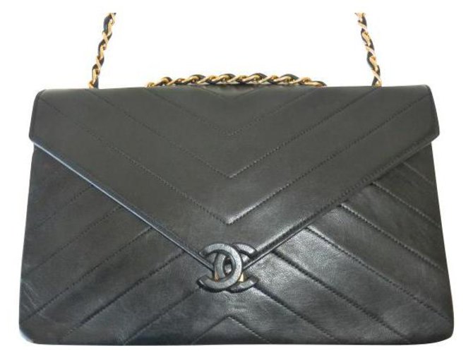 Bolsa de Chanel Negro Cuero  ref.270400