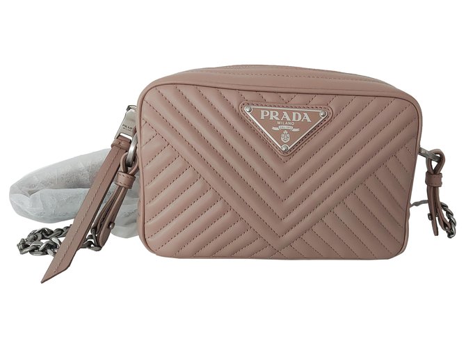 Prada diagramme leather crossbody bag best sale