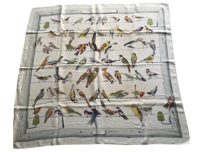 Hermès square circa 1950 birds of the woods and fields with box Silk  ref.272161