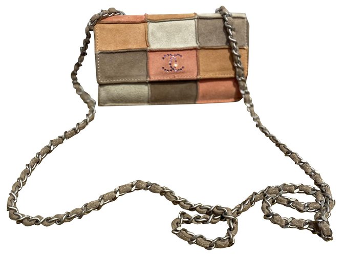 Chanel Handbags Multiple colors Deerskin  ref.272527