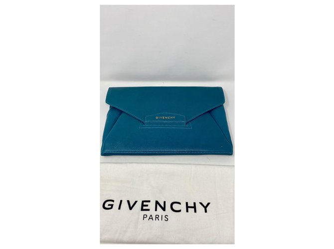 Givenchy ANTIGONA ENVELOPE BLU OTTANIO NEW WITH dustbag Blue Leather  ref.272650