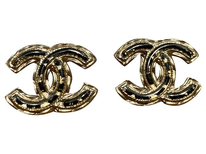 Chanel Aretes Negro Dorado Metal  ref.272991