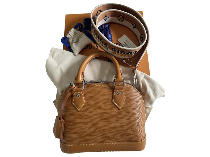 Louis Vuitton Alma BB Brown Leather ref.273270 - Joli Closet