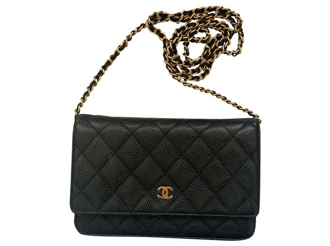 Wallet On Chain Chanel WOC Brieftasche an Kette Schwarz Leder  ref.273322