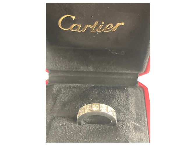 Anello Cartier Alliance in oro bianco e diamanti