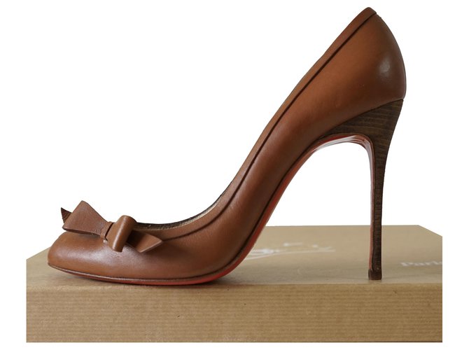 Christian Louboutin Heels Brown Leather  ref.273480