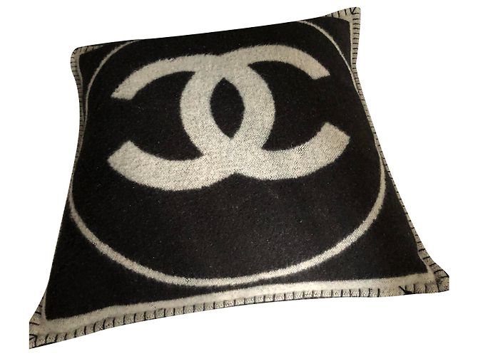 Cambon Cushion Chanel Black Grey Silk Cashmere Wool