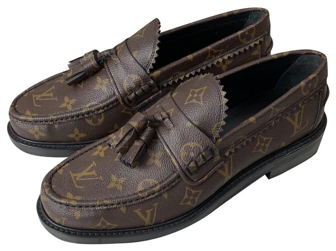 LOUIS VUITTON 7.5 US MEN Mocassin Brown Leather Shoes Penny