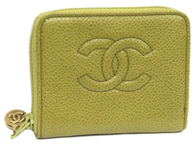 Carteira Chanel Yellow CC Caviar Zip Around Leather Amarelo Couro  ref.274053