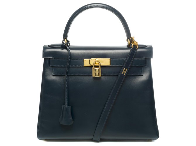 Hermès Esplêndida bolsa Hermes Kelly 28 alça de ombro de couro navy box, guarnição de metal banhado a ouro Azul marinho  ref.274240