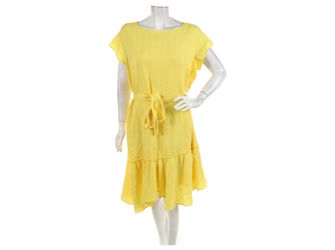 Vince Camuto Dresses Yellow Polyester  ref.274354