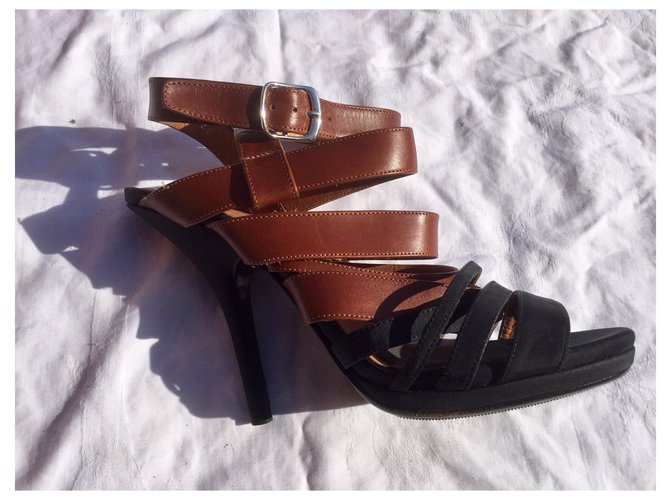 2 tone leather sandals