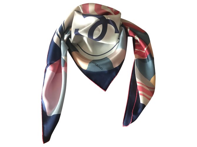 Chanel scarf Multiple colors Silk  ref.275117