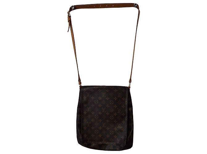 Louis Louise Bolsa transversal Louis Vuitton Musette Monogram Canvas Marrom Bege Gold hardware
