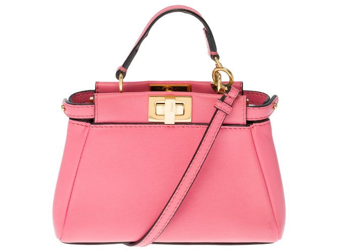Very beautiful Fendi Peekaboo bag in pink lambskin, garniture en métal doré Leather  ref.275246