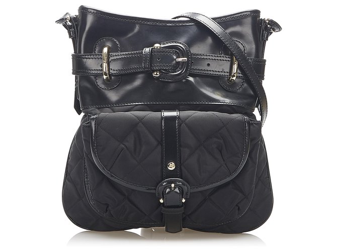 Burberry Black Quilted Nylon Umhängetasche Schwarz Leder Kalbähnliches Kalb Tuch  ref.275282