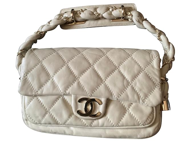 Chanel Hand bags Beige Leather  ref.275674