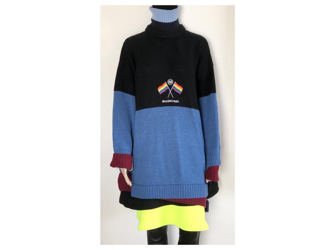 Balenciaga Knitwear Multiple colors Wool  ref.275974
