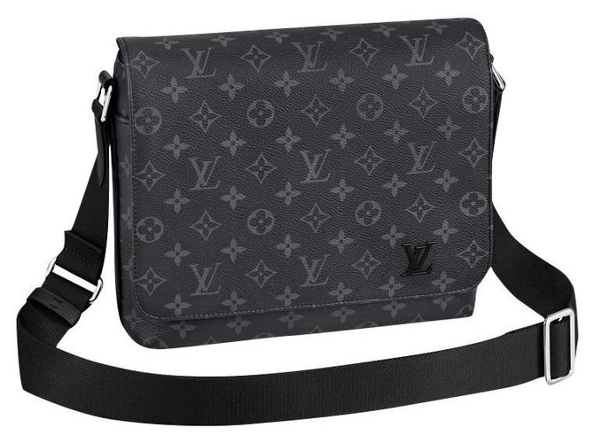 LV LV Men District PM Bag in Monogramme Eclipse Canvas-Grey in