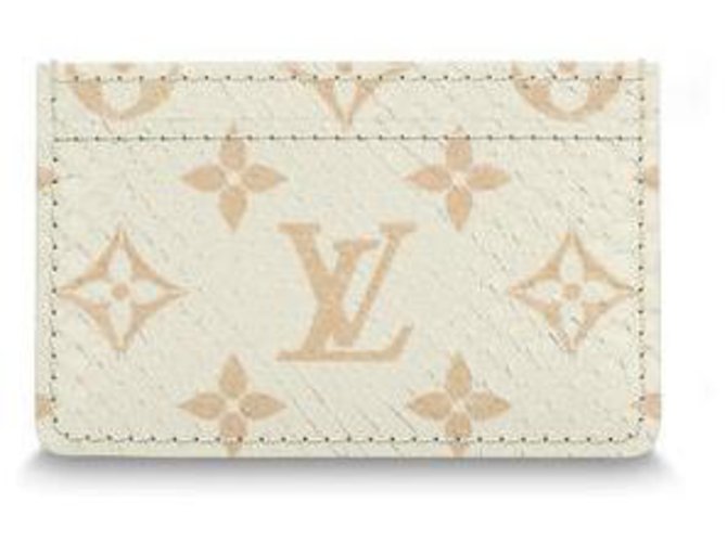 Louis Vuitton Titular do cartão LV novo Bege Couros exóticos  ref.276765