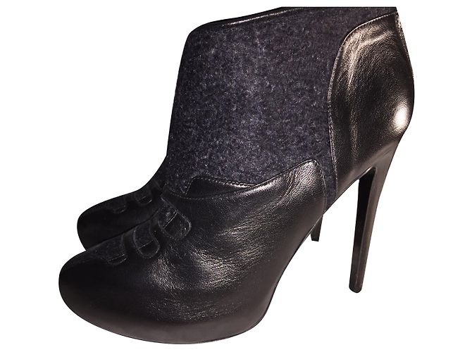 Botas pretas Aperlai de lã e pele de cordeiro Preto