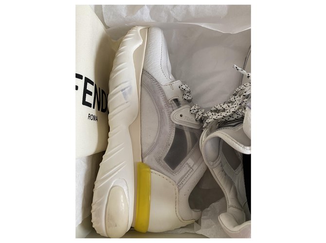 Fendi sneakers White Leather  ref.276817