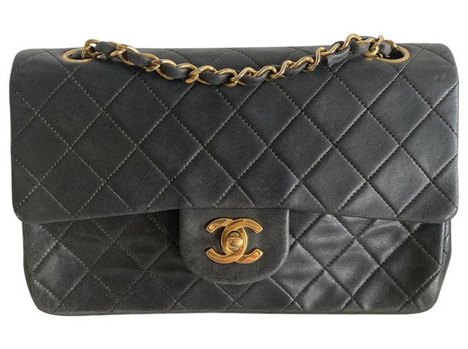 Chanel Timeless Black Leather  ref.277051