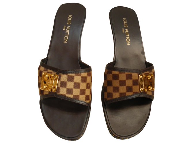 Louis Vuitton Mules Brown Leather Wood  ref.277079