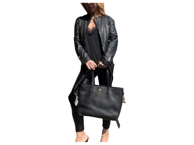 Dior Handtaschen Schwarz Leder  ref.277144