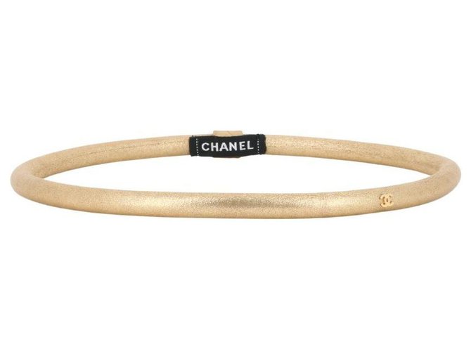 Chanel Geldbörse Golden Metall  ref.277417
