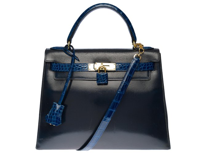 Hermès Kelly excepcional 28 alça de ombro em couro caixa azul personalizada com crocodilo, guarnição de metal banhado a ouro Azul marinho  ref.277577